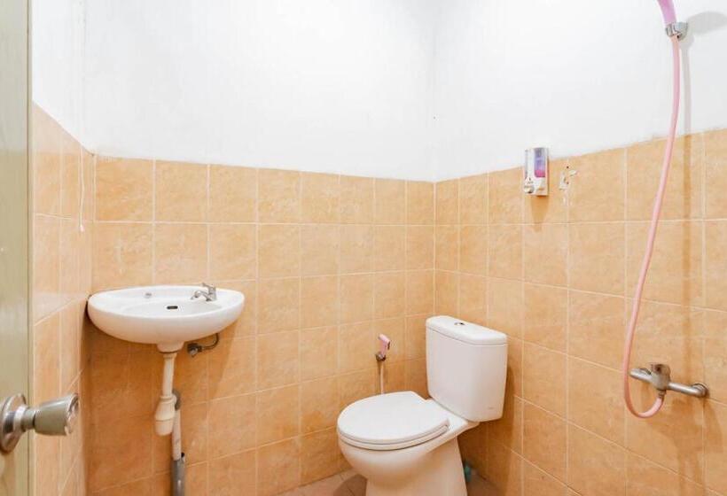 فندق Reddoorz Near Pasar Klandasan Balikpapan