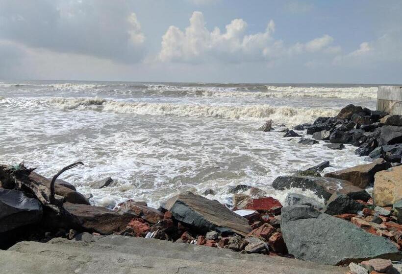 Отель Resort Garden Retreat Seaview