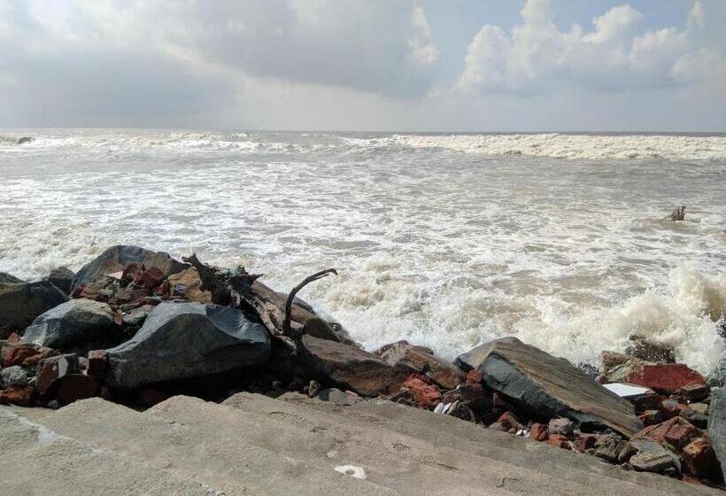 Отель Resort Garden Retreat Seaview