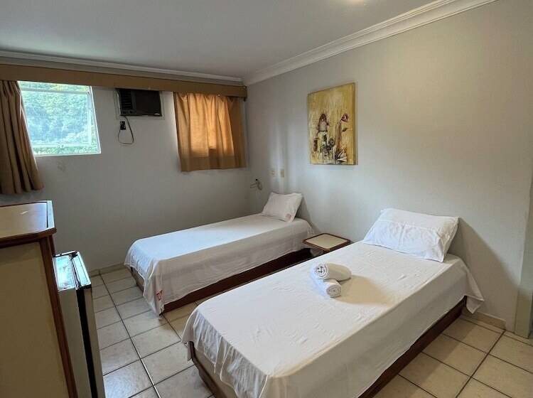 Отель Teófilo Otoni