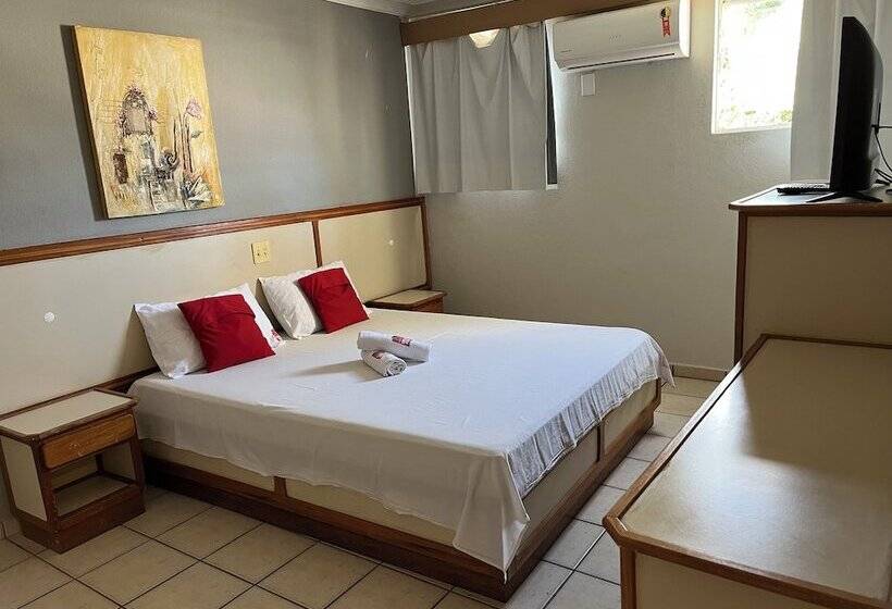 Отель Teófilo Otoni