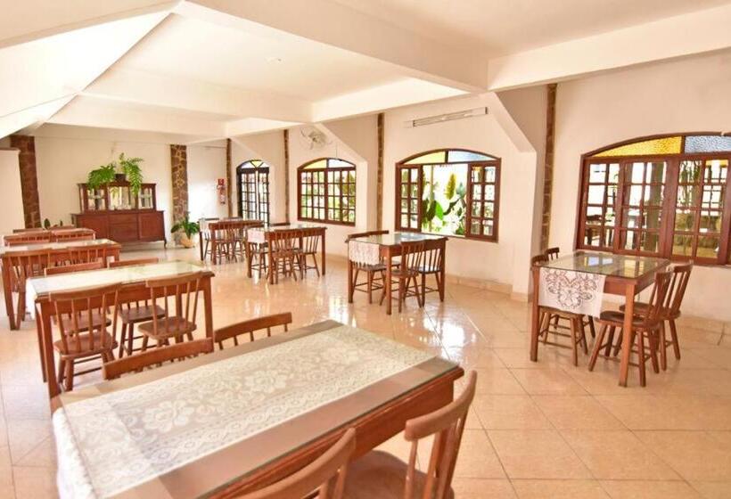 Отель Velejador