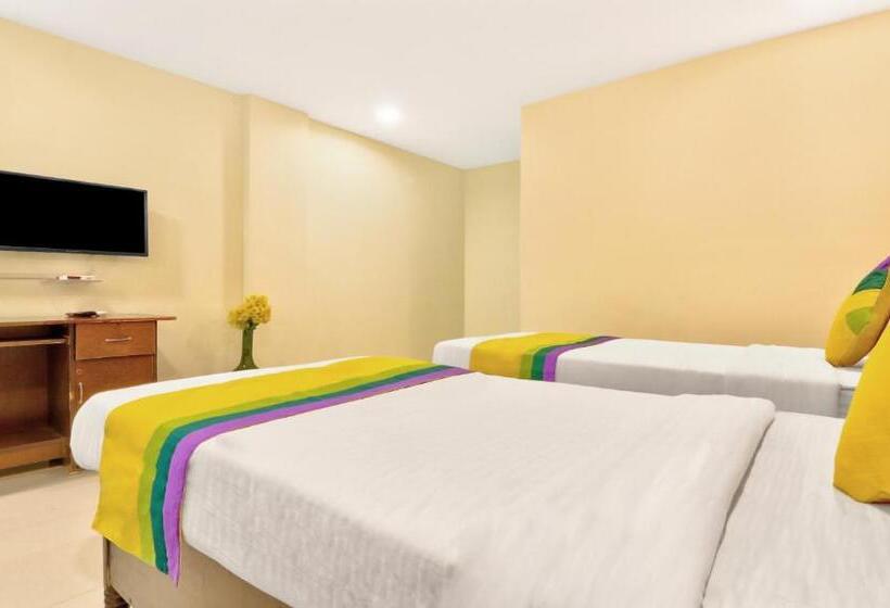 Itsy Hotels Carnival Inn