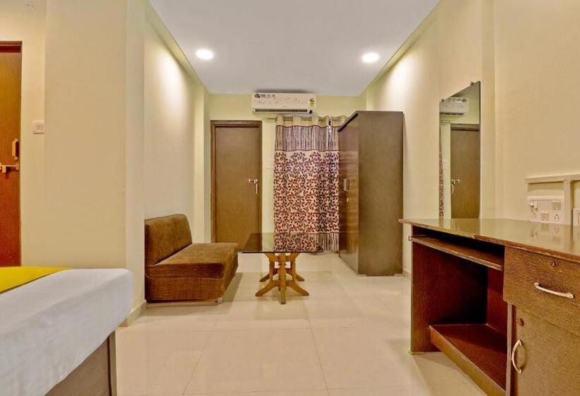 Itsy Hotels Carnival Inn