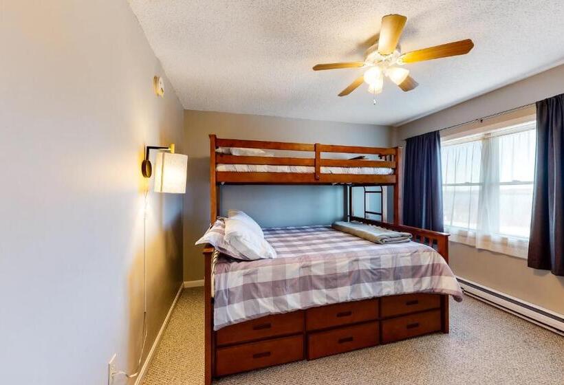 فندق على الطريق The Bear's Den