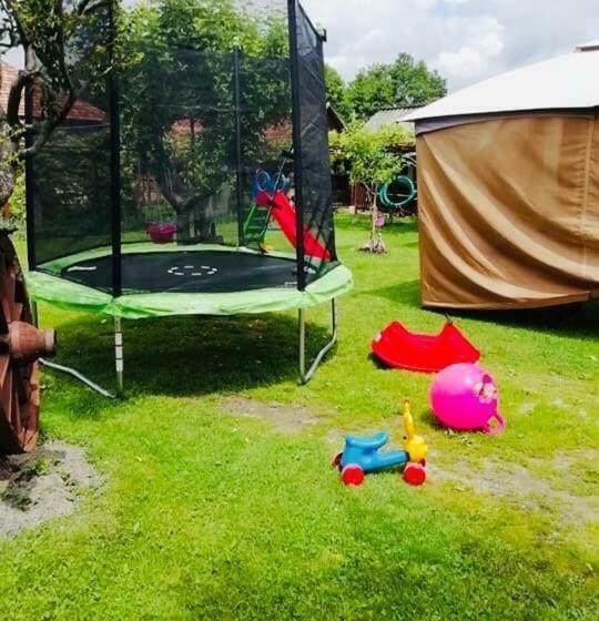 ペンション Casa Emilia