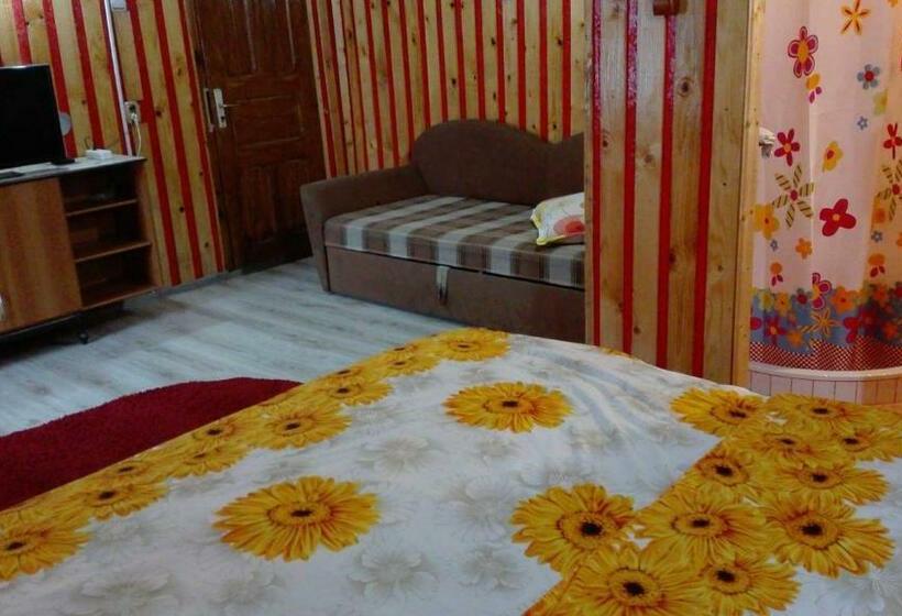 ペンション Casa Emilia