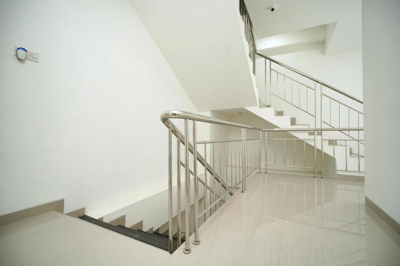 ペンション Reddoorz Plus @ Terban Residence