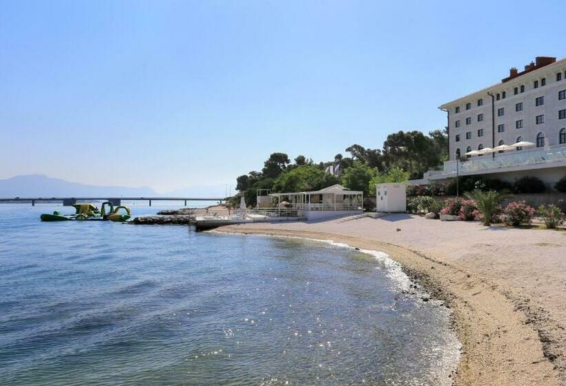 پانسیون Rooms By The Sea Trogir   15155