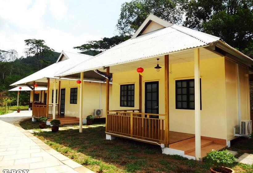 אתר נופש T-box Sungai Lembing