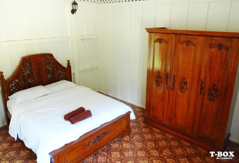 אתר נופש T-box Sungai Lembing