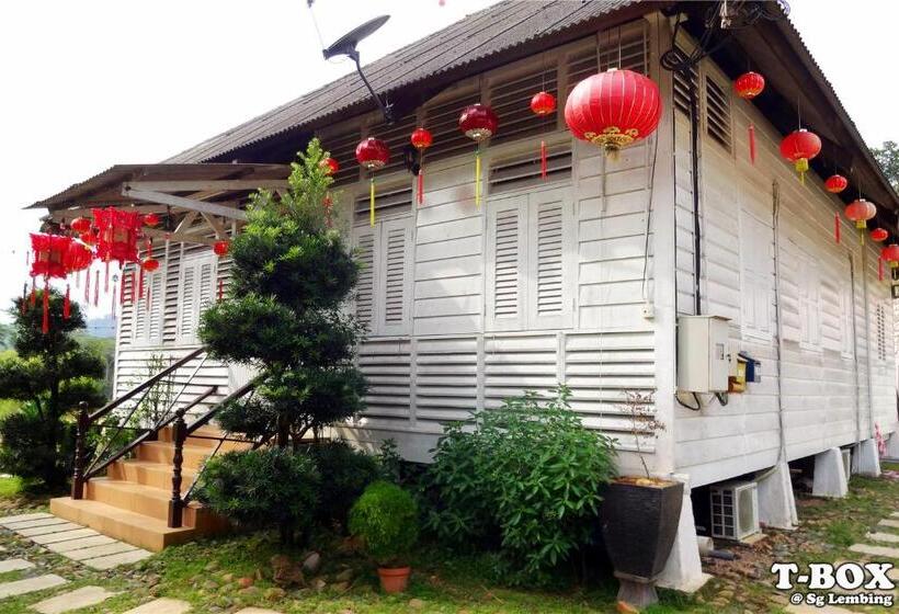 אתר נופש T-box Sungai Lembing