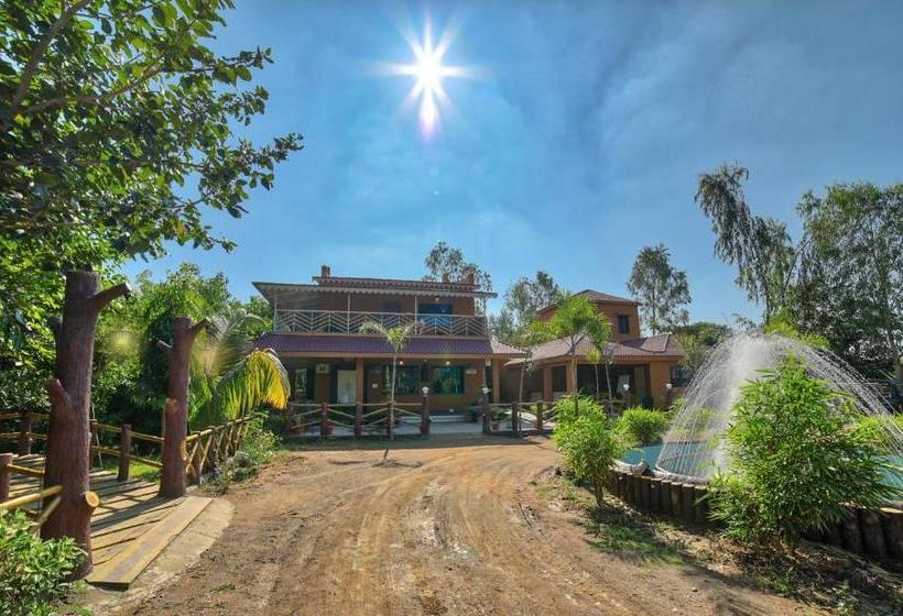 Tadoba Tiger King Resort