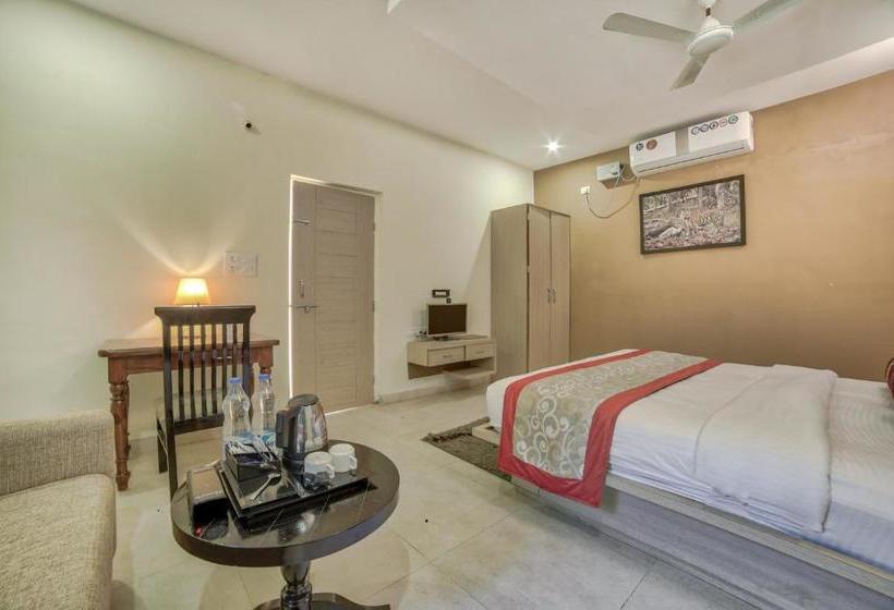 Tadoba Tiger King Resort