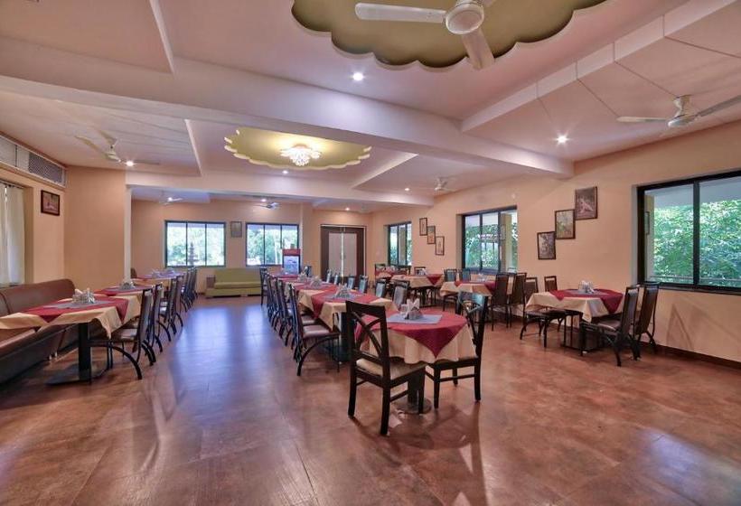 Tadoba Tiger King Resort