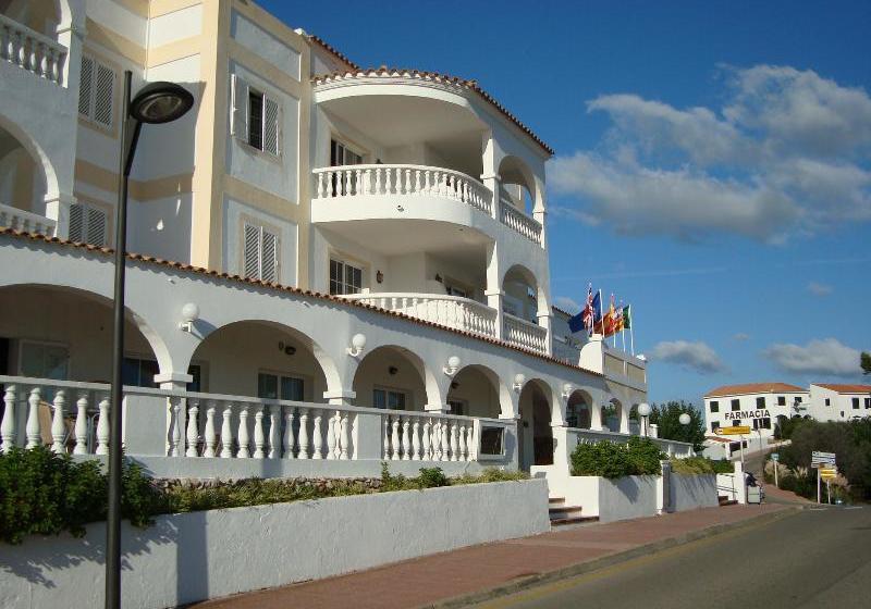 Apartamentos Castell Sol