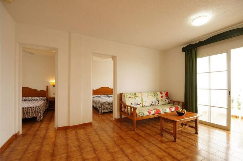 Apartamentos Castell Sol