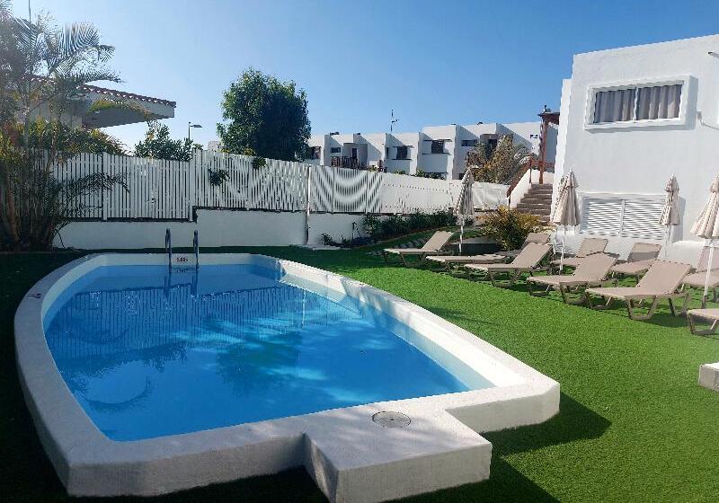 Apartamentos Miami Playa