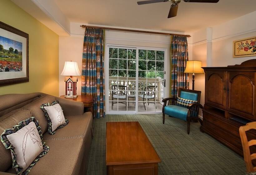 Disney's Saratoga Springs Resort & Spa