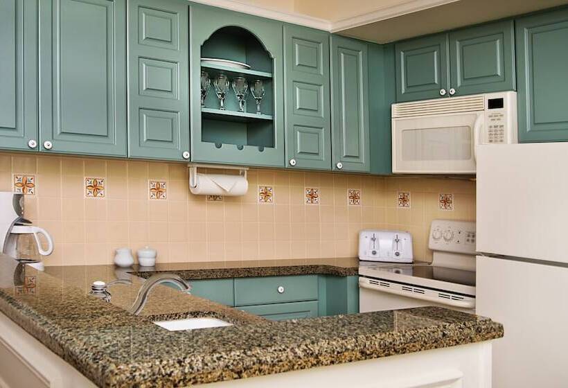 Disney's Saratoga Springs Resort & Spa