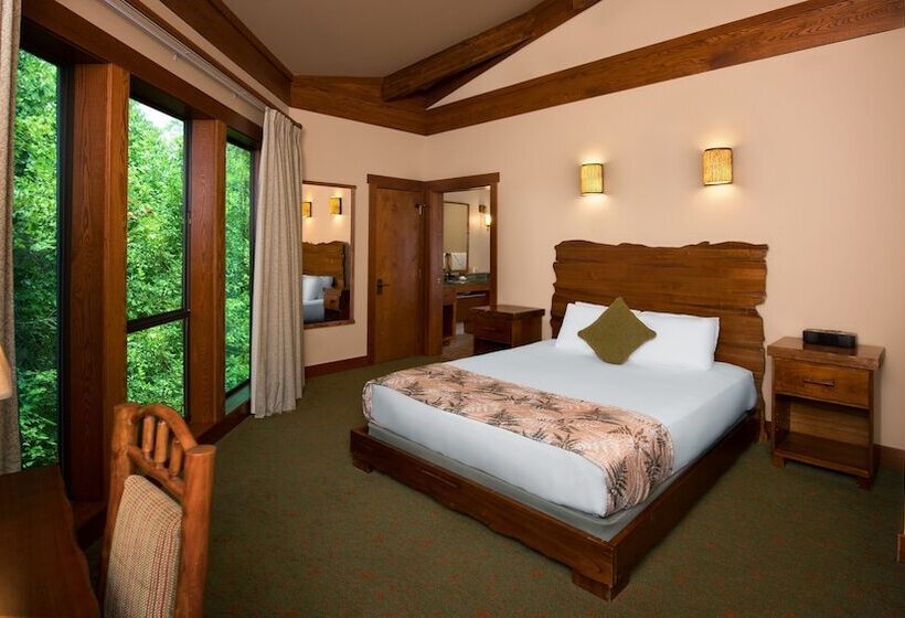 Disney's Saratoga Springs Resort & Spa