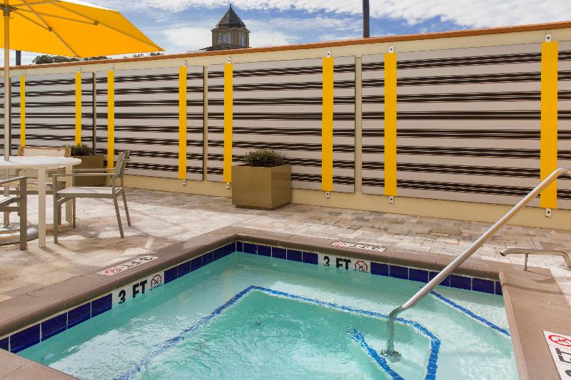 Doubletree By Hilton Hotel Savannah Historic District