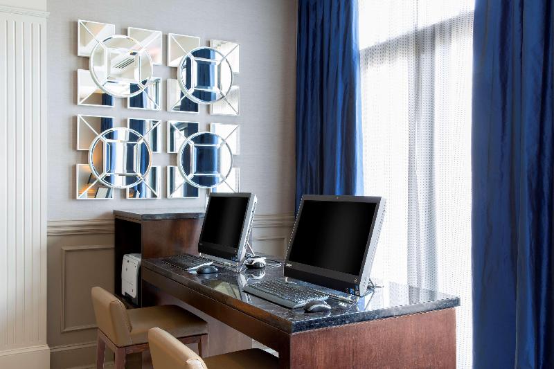 Doubletree By Hilton Hotel Savannah Historic District