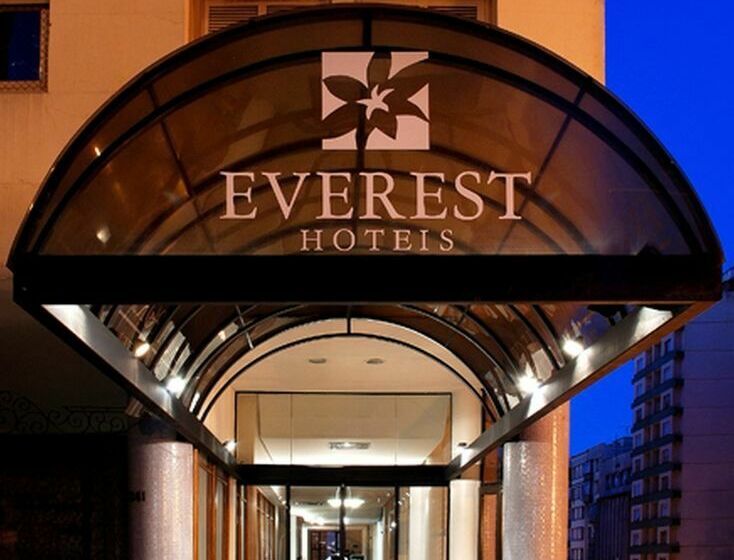 酒店 Everest Porto Alegre