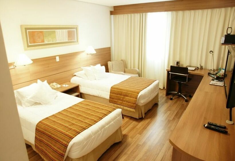 酒店 Everest Porto Alegre