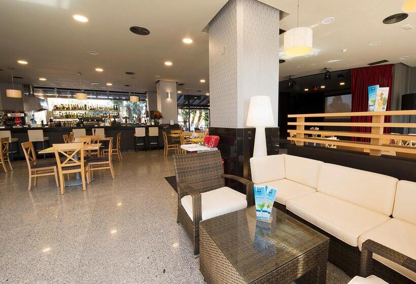 Fuengirola Beach Apartamentos Turisticos