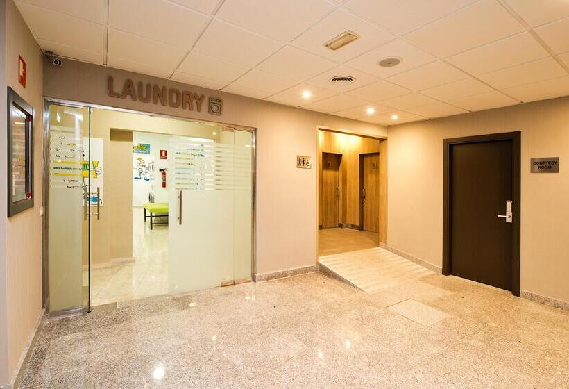 Fuengirola Beach Apartamentos Turisticos