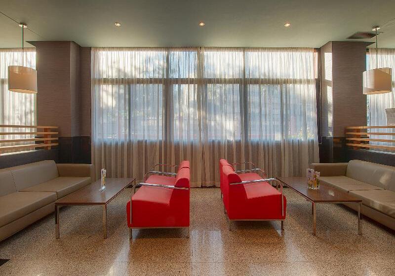 Fuengirola Beach Apartamentos Turisticos