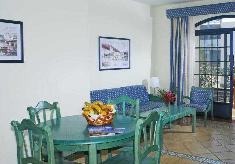 HD Pueblo Marinero - Adults Only