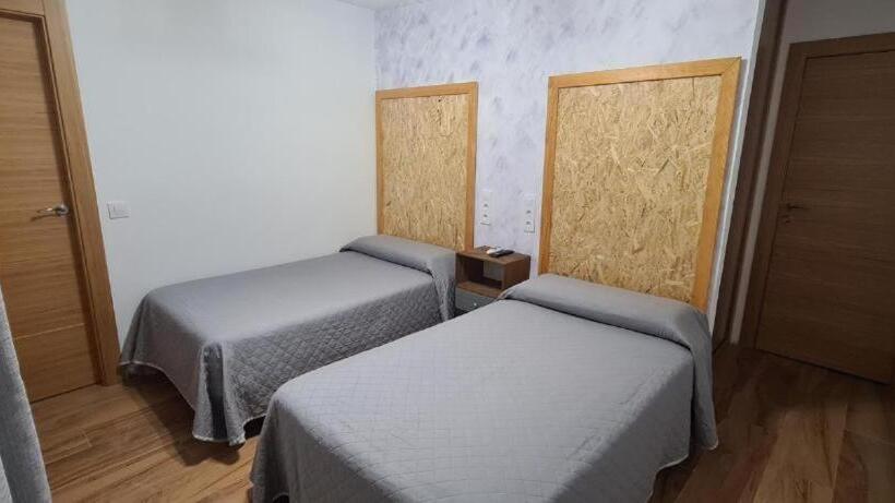 Hostal Restaurante La Mancha