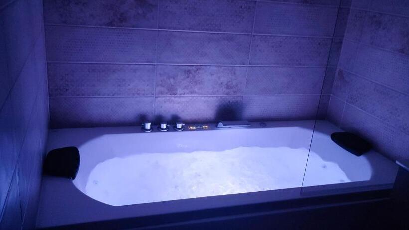 Hostal Restaurante La Mancha