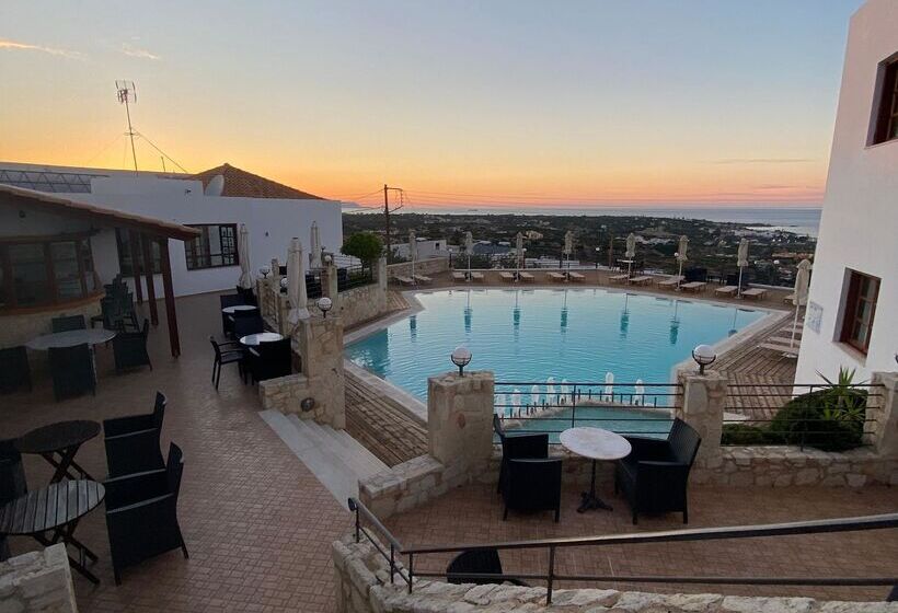 בית מלון כפרי Amazones Village Suites