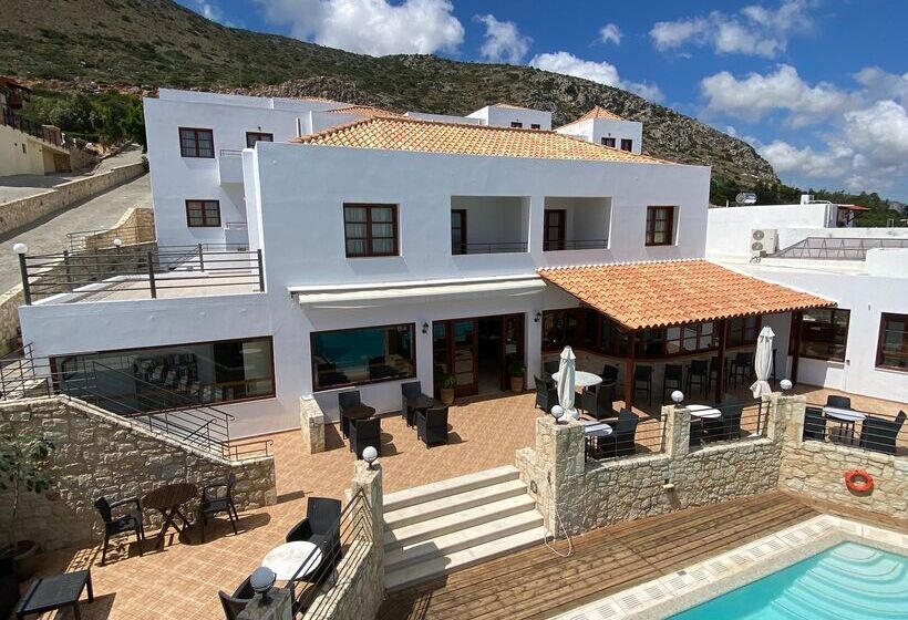 בית מלון כפרי Amazones Village Suites