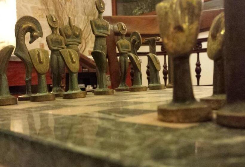 בית מלון כפרי Amazones Village Suites