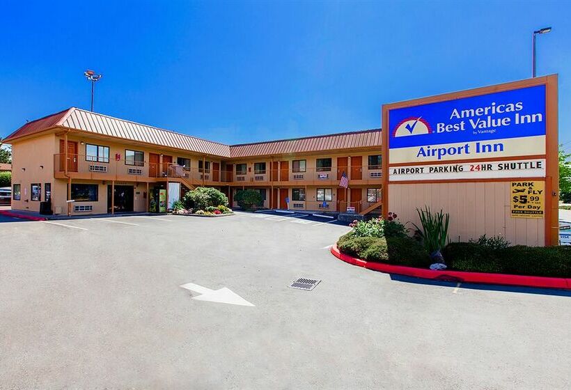Отель Americas Best Value Airport Inn