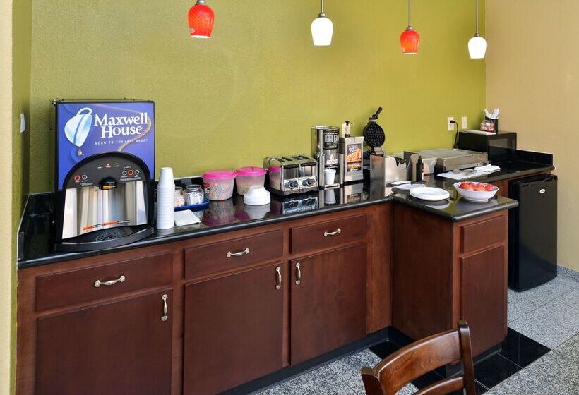 Отель Americas Best Value Inn Downtown Houston