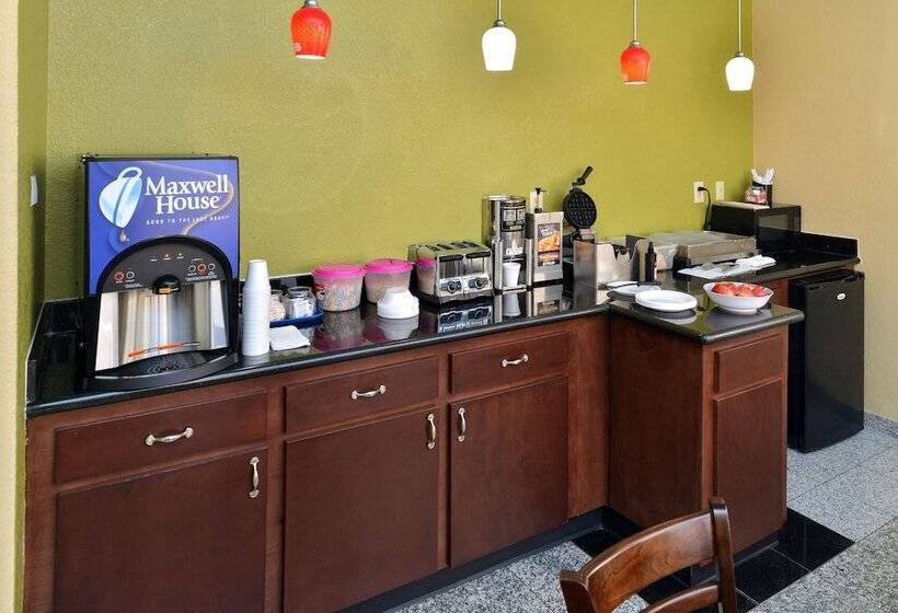 Отель Americas Best Value Inn Downtown Houston