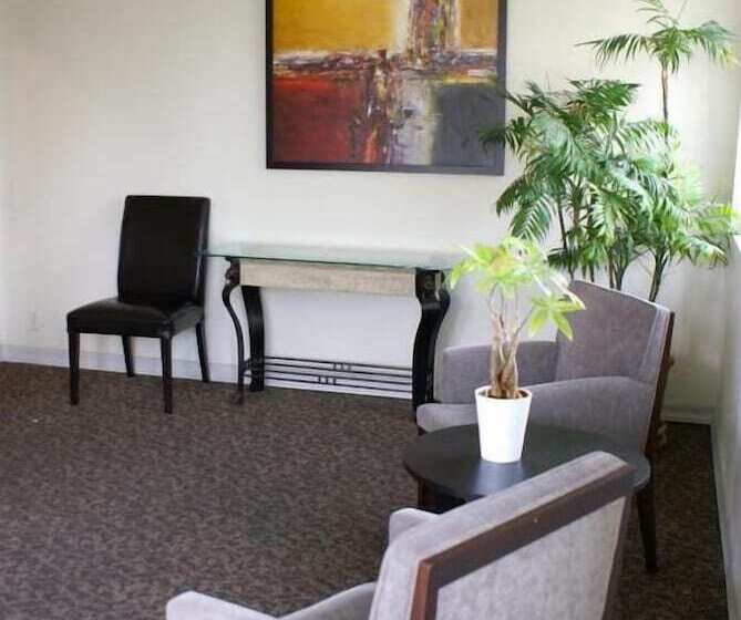 فندق Queens Inn Anaheim