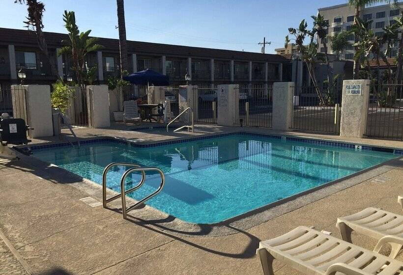فندق Queens Inn Anaheim