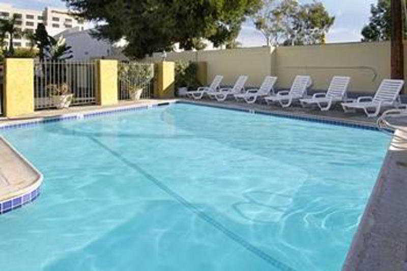 فندق Queens Inn Anaheim