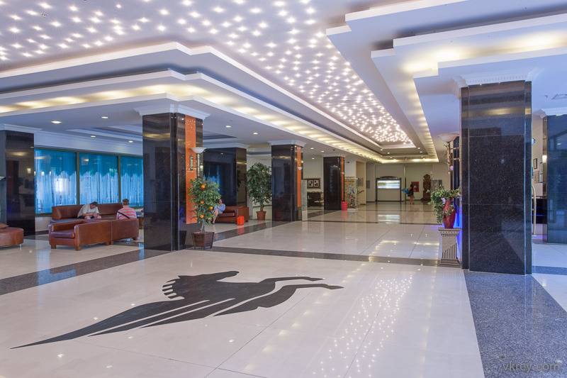 ホテル Aqi Pegasos Royal