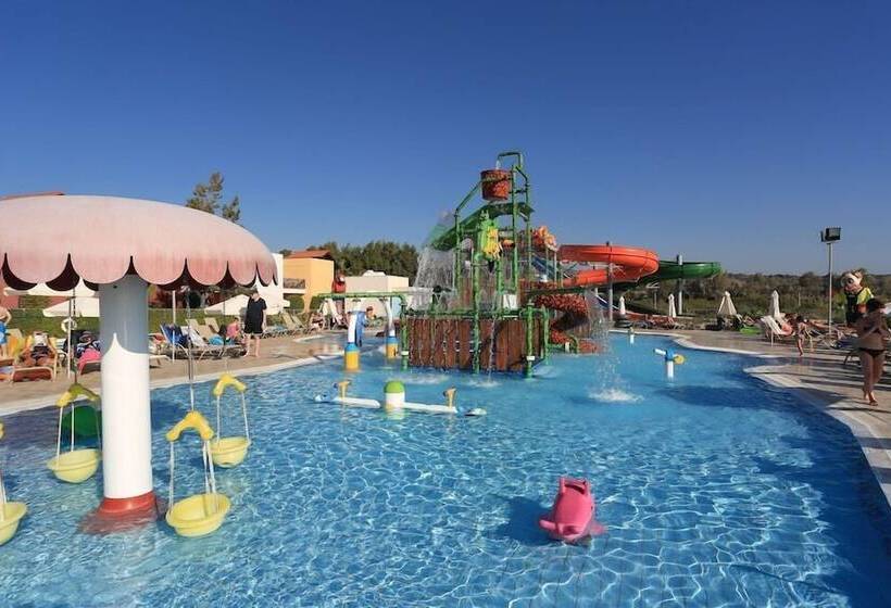 فندق Kapetanios Aqua Resort