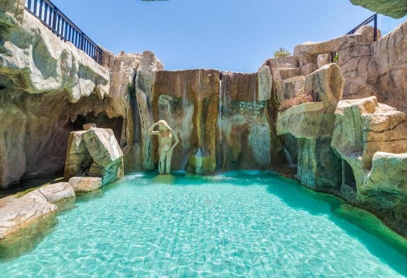 فندق Kapetanios Aqua Resort