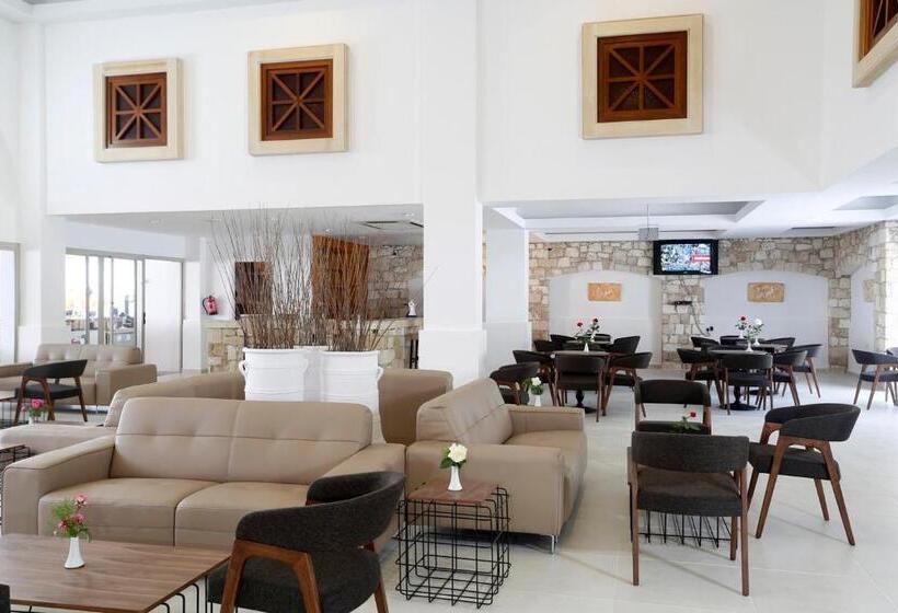 فندق Kapetanios Aqua Resort