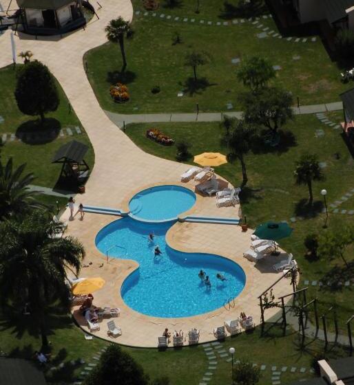 هتل Arapey Oasis Termal