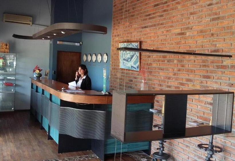 هتل Arapey Oasis Termal